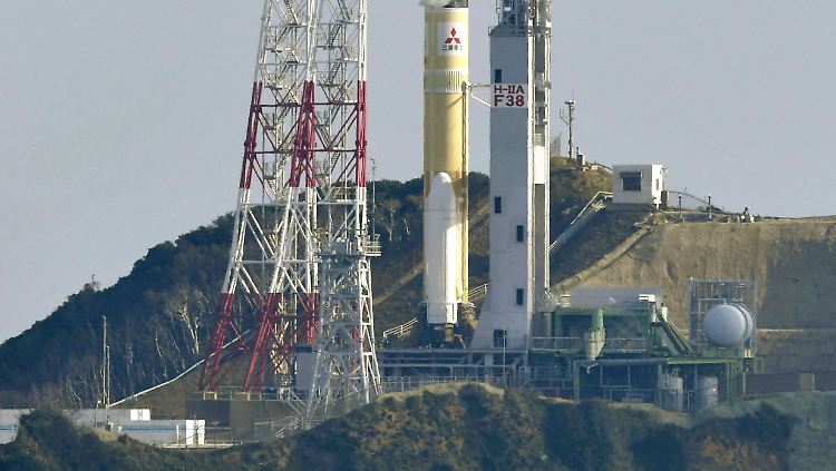 Das ist der Weltraumbahnhof Tanegashima, von hier aus soll die Rakete mit der Sonde "El-Amal" starten.