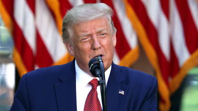 Will er seriöser wirken? US-Präsident Donald Trump.