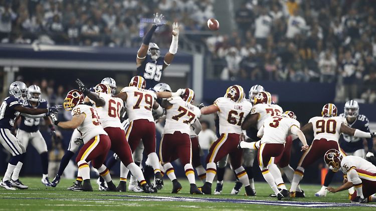 Das NFL-Team aus Washington, ehemals als "Redskins" bekannt, hat einen Anwalt beauftragt, der die Vorwürfe nun überprüfen soll.