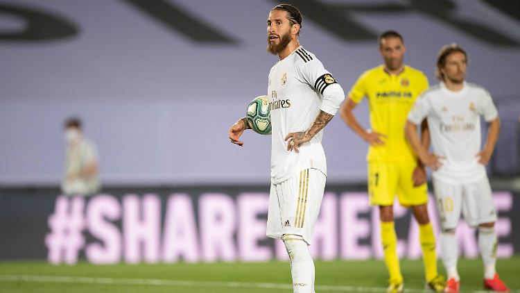 Der weig junge Sergio Ramos. 