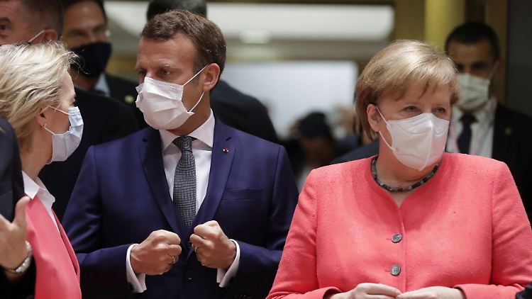 Sahen sich zuletzt nur per Videokonferenz: Von der Leyen, Macron und Merkel.