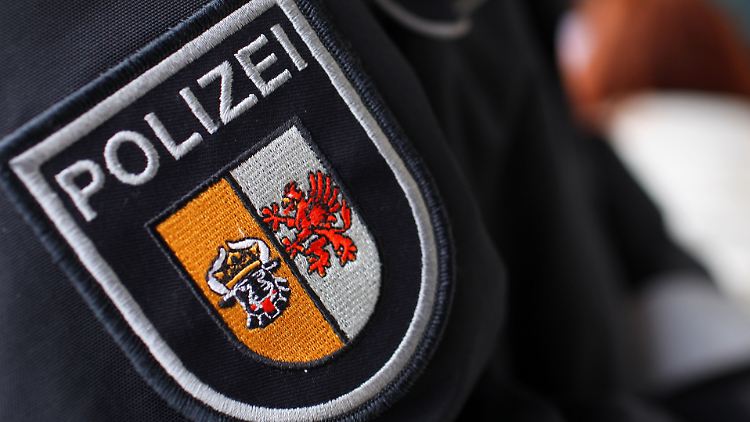 Hat ein Polizist in Greifswald Daten von Bürgern an Bekannte weitergegeben?