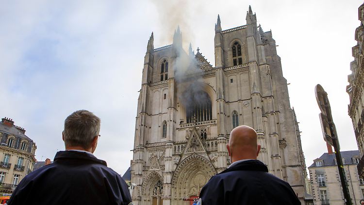 Beim Brand in Nantes wurde die Orgel der Kathedrale fast komplett zerstört.