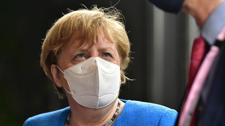 Bereits der vorangegangene Verhandlungstag hatte seine Spuren bei der deutschen Kanzlerin Angela Merkel hinterlassen.