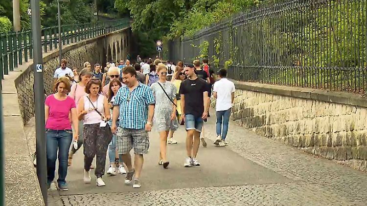 deutsche wandern.jpg