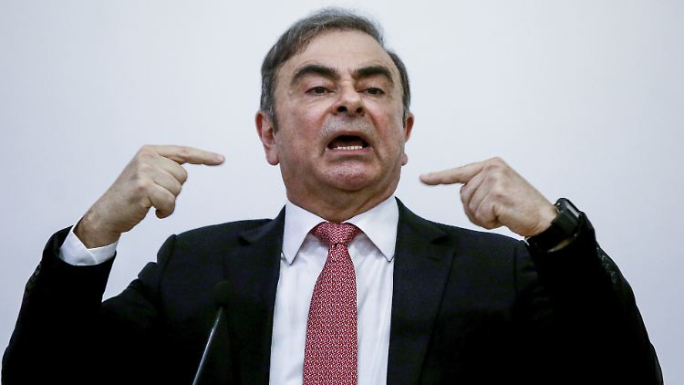 Carlos Ghosn sagt, er sei bereit, alle Fragen des französischen Ermittlungsrichters zu beantworten.
