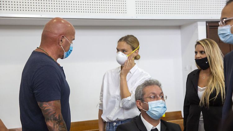 Topmodel vor Gericht: Bar Refaeli muss Steuern nachzahlen.