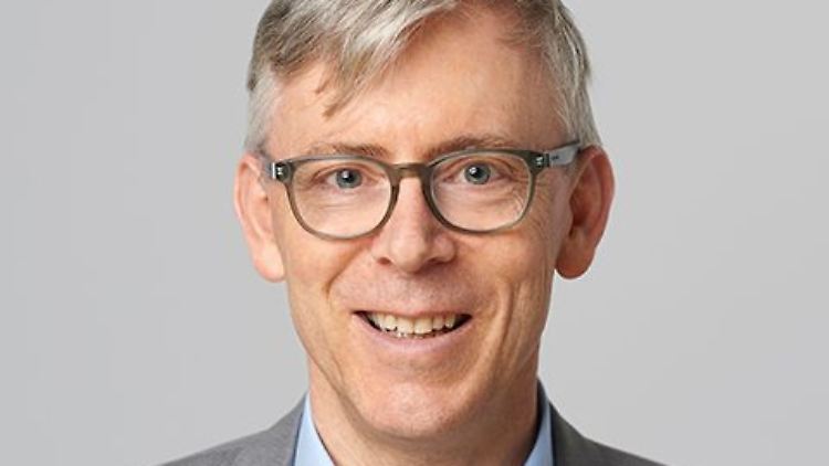 Peter Ganten hat Physik und Psychologie studiert und ist Gründer und Vorstandsvorsitzender der Univention GmbH.