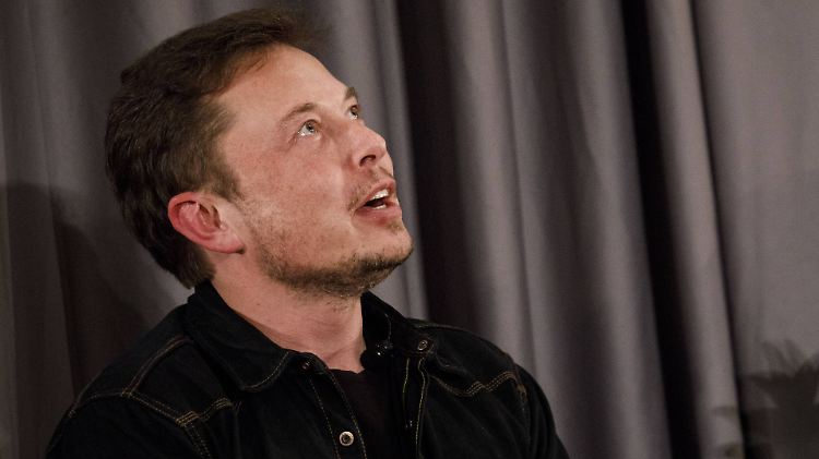 Was will er uns sagen? Elon Musk.