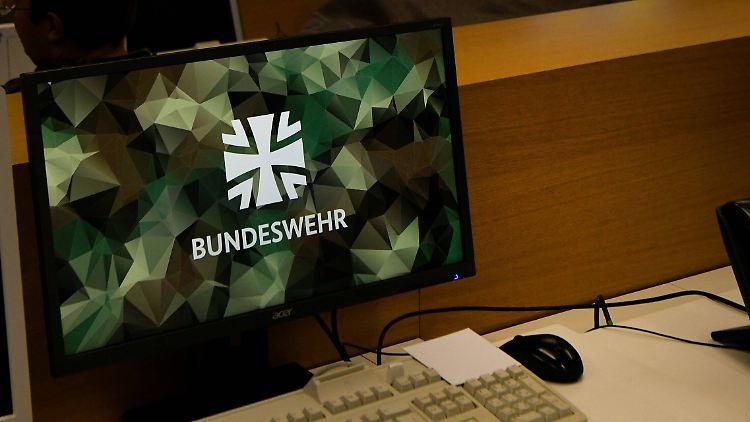 Der Oberstleutnant wirkte an der Erstellung der "Social Media Guidelines" mit.