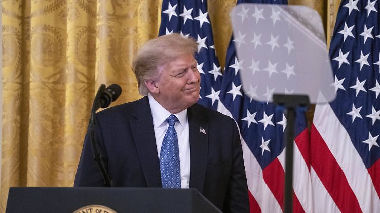 In den Onlinenetzwerken wurden Trumps Ausführungen mit Spott kommentiert.
