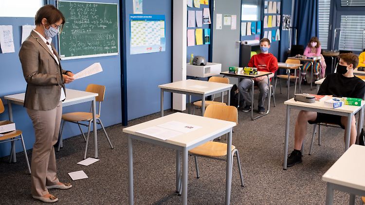 Nur wenige Schulträger haben Gelder aus dem Digitalpakt Schule abgerufen.