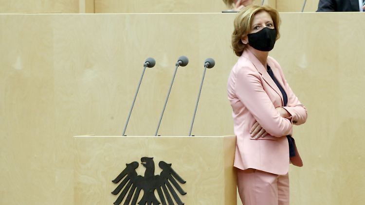 Ministerpräsidentin Malu Dreyer  erklärt die Eskalationen unter anderem mit angestautem Frust.