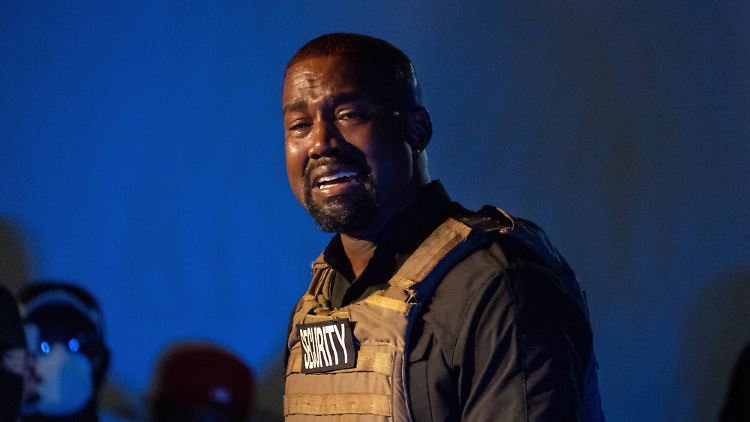 Kanye West in Tränen aufgelöst bei einem Auftritt in North Charleston in South Carolina. 