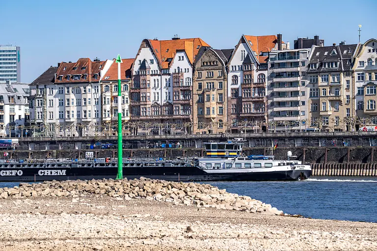 63ec11551ad22ed57a8d0f7d082a9261