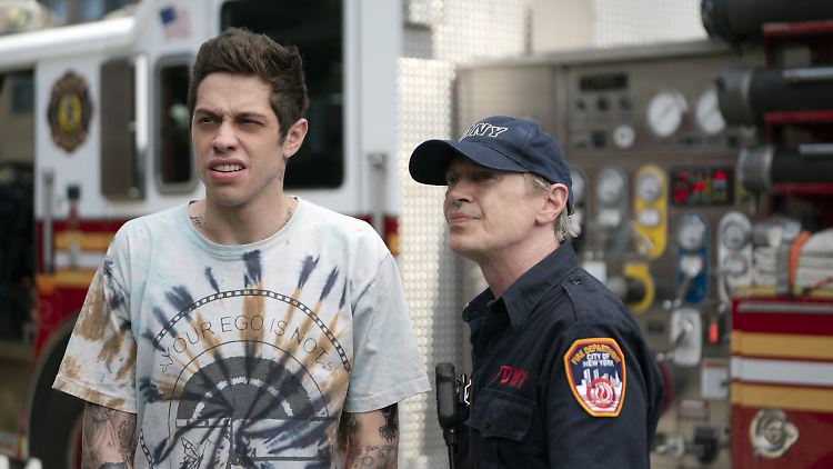 Pete Davidson und Scott Buscemi in "King of Staten Island".