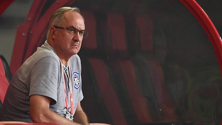 Stielike trainiert Tianjin Teda seit 2017.