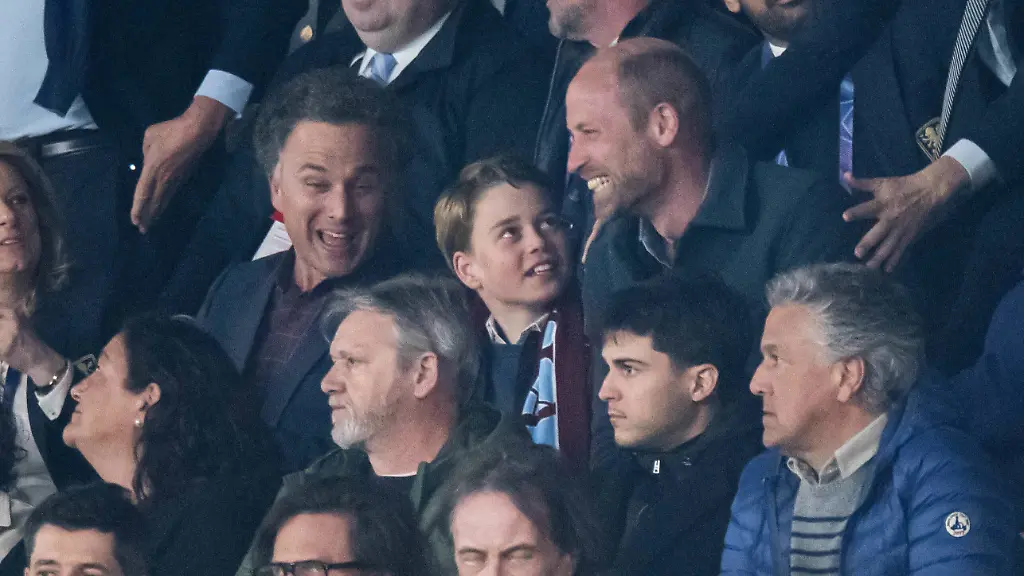 25a54bd0d2c9e824db5bf4c15aaaf1dd