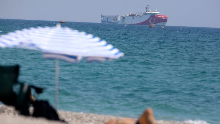 Das Forschungsschiff "Oruc Reis" ist auf dem Weg ins östliche Mittelmeer, um die Gasvorkommen zu untersuchen.