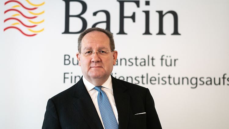 Bafin-Chef Hufeld soll dem Finanzausschuss falsche Informationen gegeben haben.