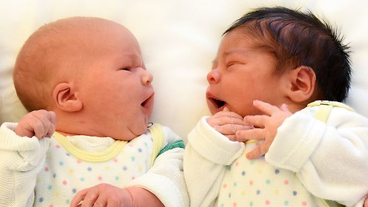 Die durchschnittliche Kinderzahl pro Frau lag im Jahr 2019 bei 1,54 Kindern, zuvor waren es noch 1,57 Kinder.