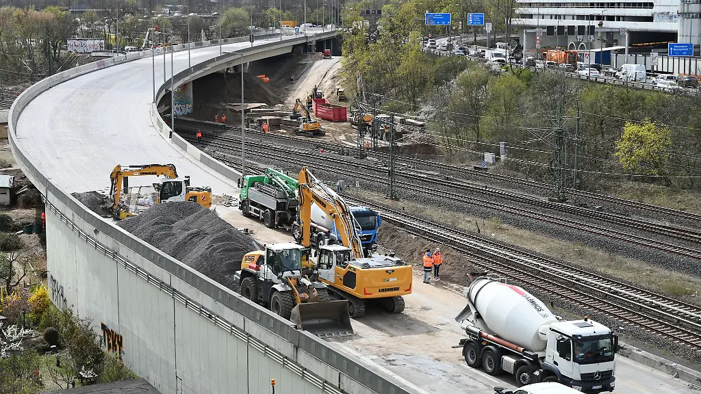Die-Vorbereitungen-fuer-den-Abriss-laufen-bereits