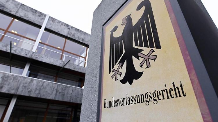 Das Urteil des Bundesverfassungsgerichtes verlangt höhere Hürden bei der Verknüpfung von Daten Terrorverdächtiger.