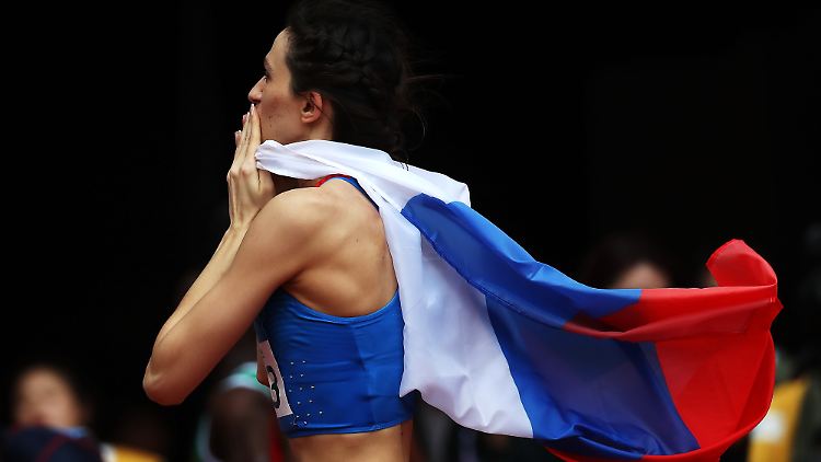 Unter russischer Flagge dürfen Marija Lassizkene und Co. nur noch außerhalb von offiziellen World-Athletics-Titelkämpfen starten.