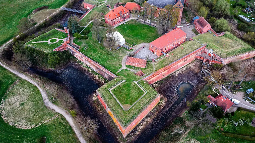Die-Festung-Doemitz-ist-marode-Jetzt-beginnen-Sanierungsarbeiten