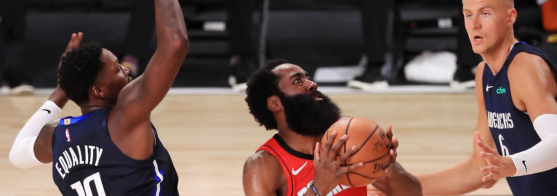 2020-08-01T024454Z_1084116849_NOCID_RTRMADP_3_NBA-HOUSTON-ROCKETS-AT-DALLAS-MAVERICKS.JPG