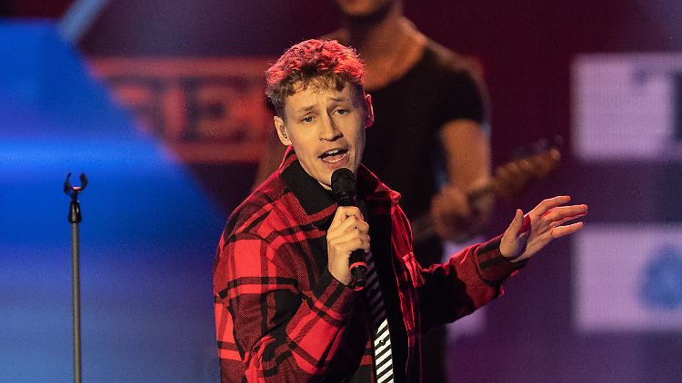 Musiker Tim Bendzko möchte zu einem faktenbasierten Umgang mit Großveranstaltungen beitragen.