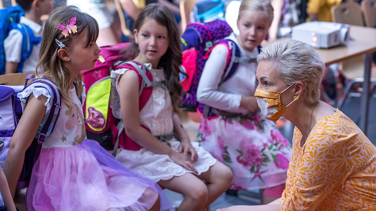 "Als Ministerpräsidentin verantworte ich nur Dinge, die ich natürlich auch als Mutter guten Gewissens machen kann", sagt Manuela Schwesig.