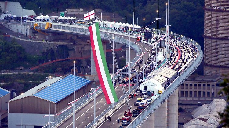 Viele Hinterbliebene der 43 Todesopfer blieben den Feierlichkeiten in Genua fern.