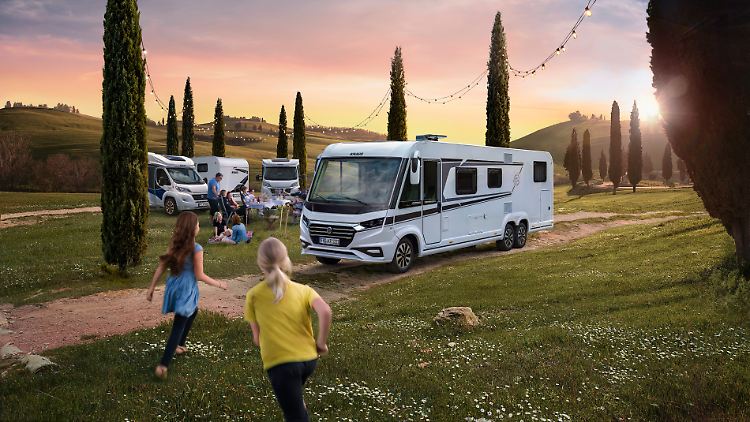 Das Modell Live I900-LEG geht mit knapp 76.500 Euro tatsächlich zu einem Kampfpreis ins Rennen.