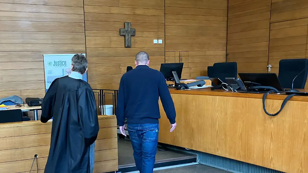 d268cb725102329c6d39a9488b47a6b8