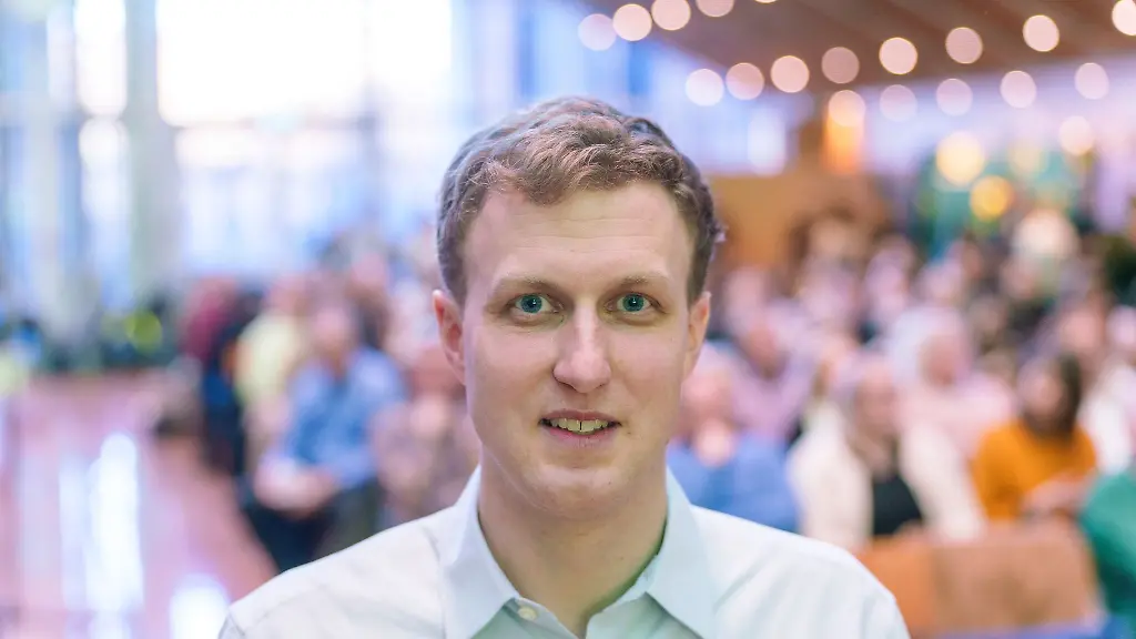 Nachfolger-des-bekannten-Gruenen-Politikers-Tarek-Al-Wazir-im-hessischen-Landtag-ist-sein-Parteikollege-Andreas-Ewald