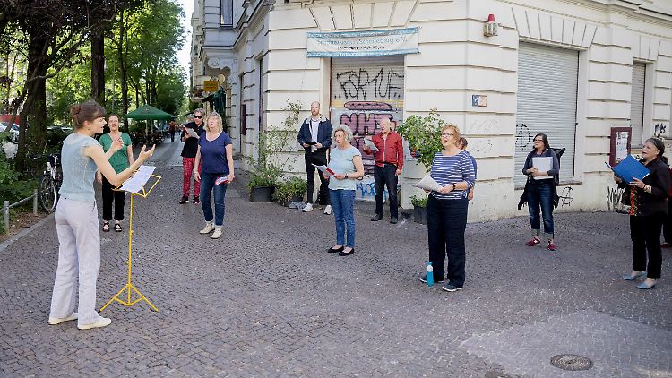 In Corona-Zeiten ist das gemeinsame Singen etwas komplizierter geworden.