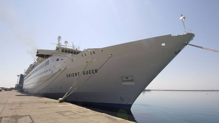 Zwei Besatzungsmitglieder der "Orient Queen" sind durch die Explosion ums Leben gekommen, sieben weitere wurden verletzt.