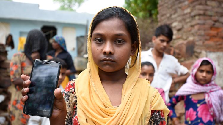 In Indien koste das billigste Smartphone zwei durchschnittliche Monatsgehälter.