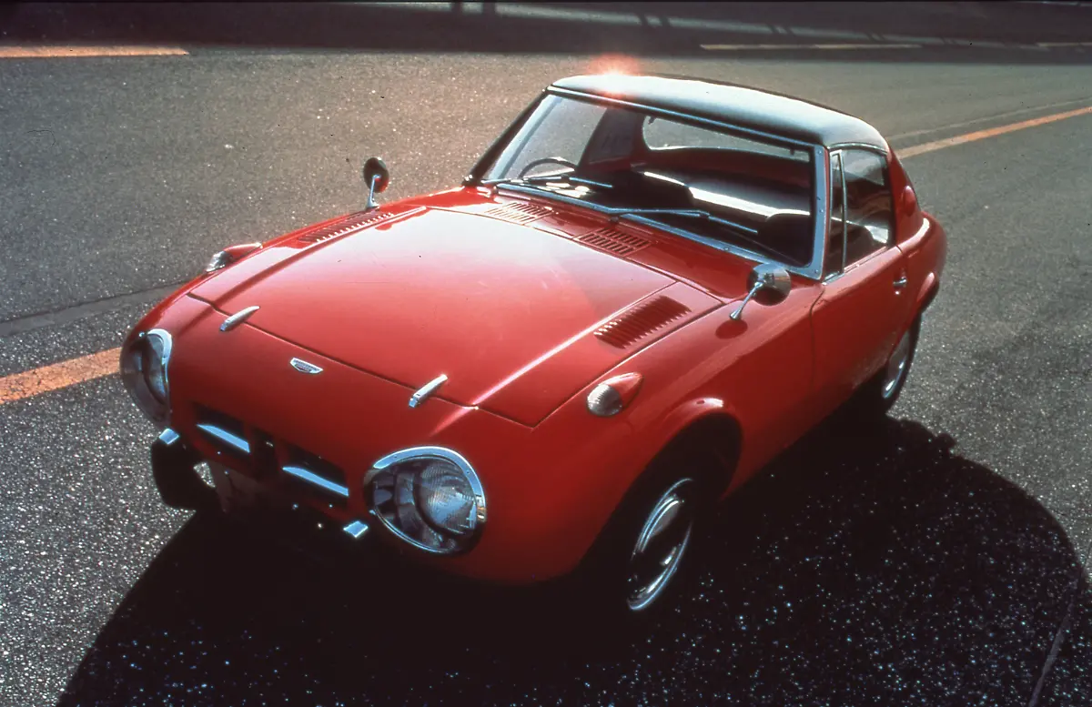 08-Frueher-Pulsbeschleuniger-Der-kleine-Sports-800-Quelle-Toyota-USA