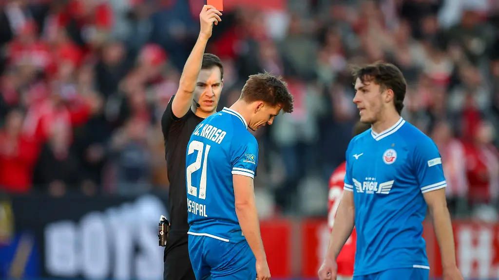 Alexander-Rossipal-wird-des-Feldes-verweisen