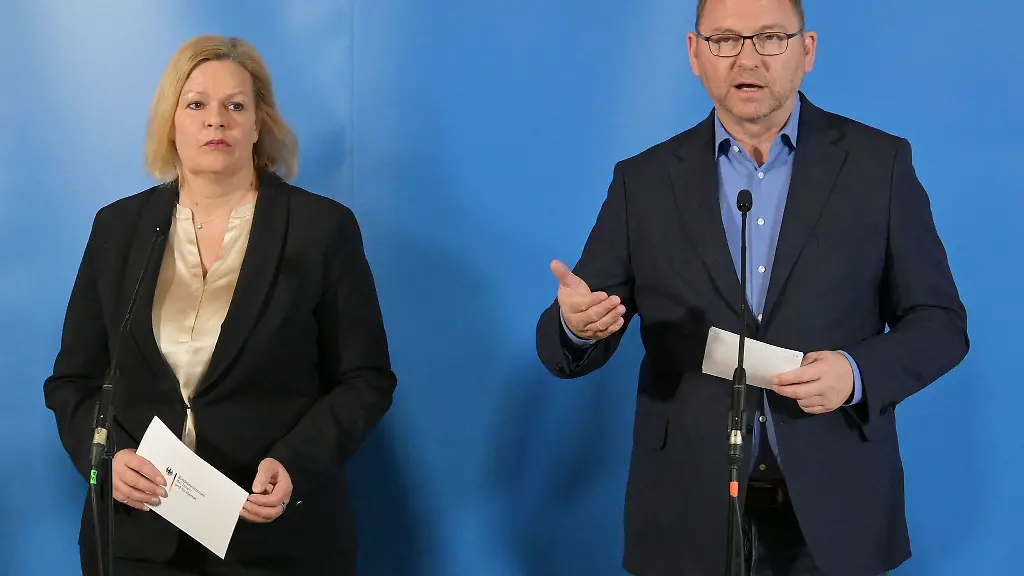 Tarifeinigung-im-oeffentlichen-Dienst-von-Bund-und-Kommunen-Mehr-als-2-5-Millionen-Beschaeftigte-erhalten-in-zwei-Stufen-mehr-Geld