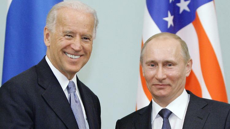 Vor zehn Jahren, im März 2011, trafen sich Biden (l.) und Putin das letzte Mal zum Vier-Augen-Gespräch.