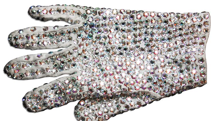 Ein vermögender Bieter kann sich über diesen Handschuh von Michael Jackson freuen.