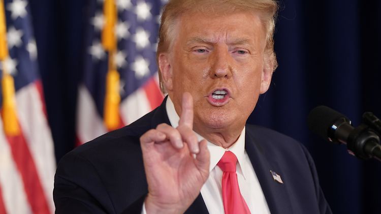 US-Präsident Trump bei besagter Pressekonferenz in Bedminster. 
