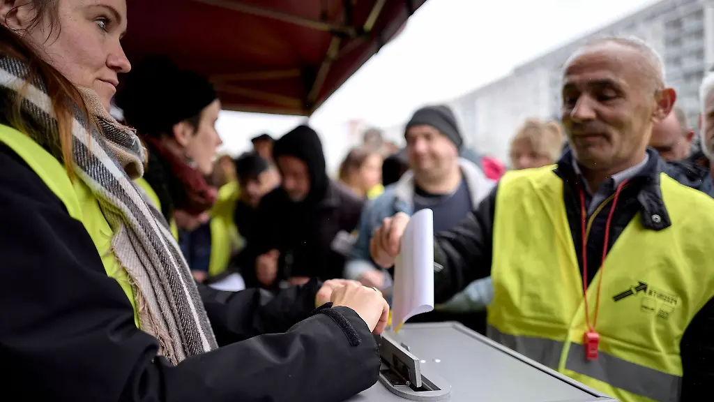 Zehn-Tage-konnten-Verdi-Mitglieder-ueber-die-Moeglichkeit-abstimmen-unbefristet-bei-der-BVG-zu-streiken