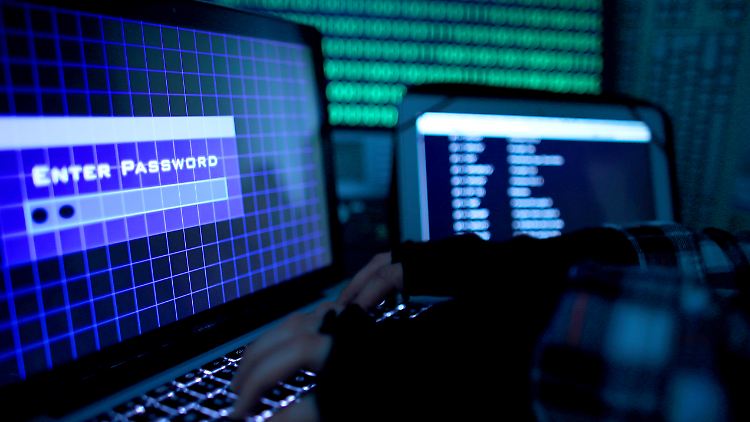Hacker aus Russland und China attackierten den Ticket-Server des Bundesliga-Aufsteigers Arminia Bielefeld.