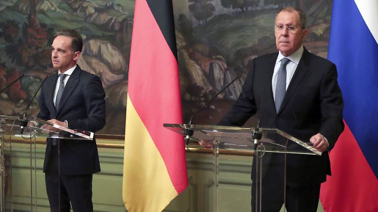 Angeblich seien mehr als 50 staatliche russische Einrichtungen ausgespäht worden- die Stimmung zwischen Lawrow und Maas ist angespannt.