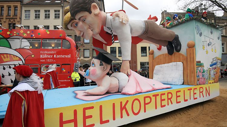 Überbehütende Helikoptereltern sind auch schon mal Thema beim Karneval.