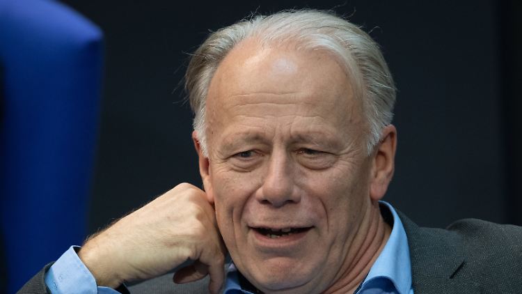 Trittin finde es "lustig, wenn Sozialdemokraten warnen, mit dem Klassenfeind zu kollaborieren'", sagte er.